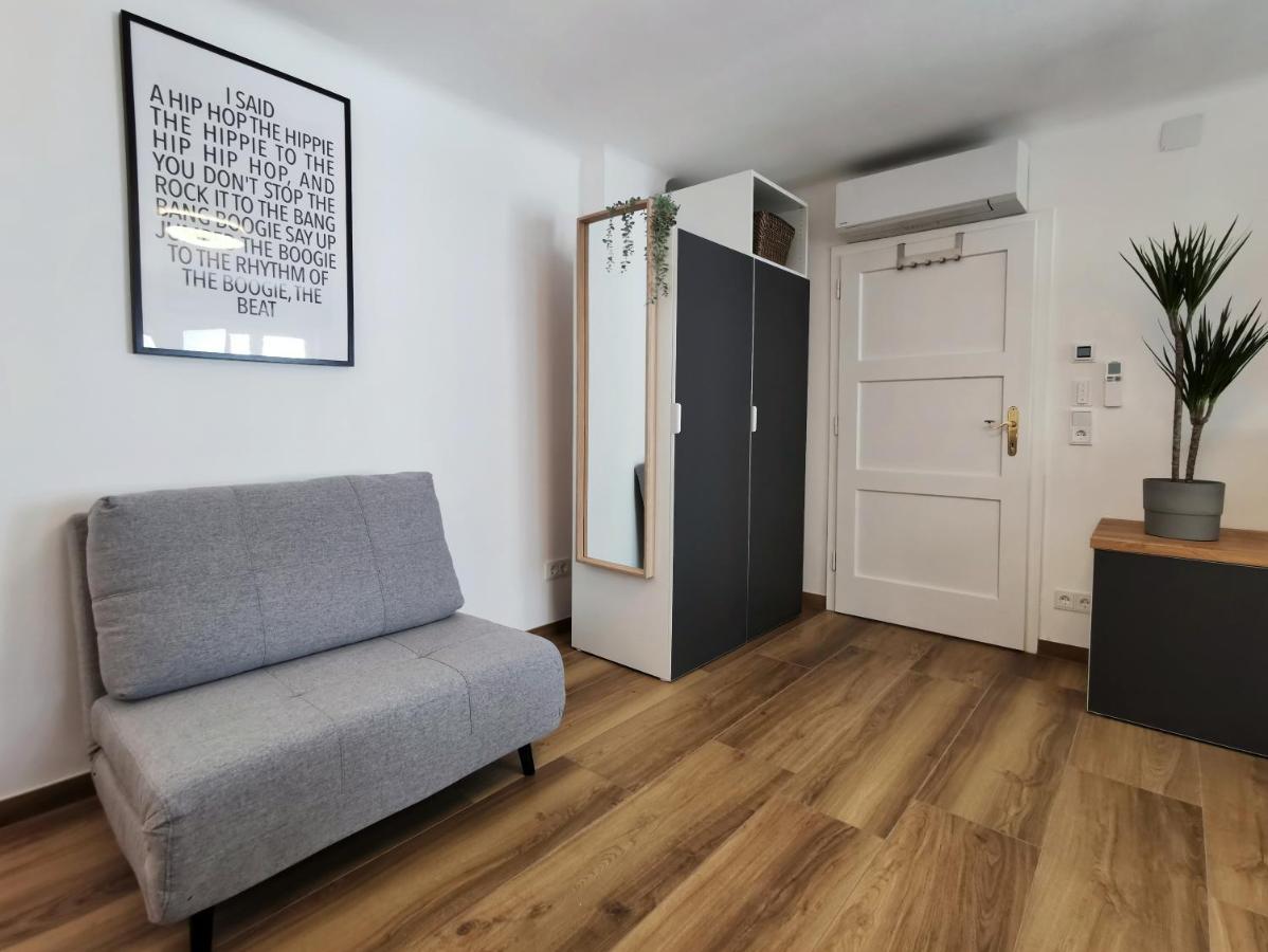 Neues City Center Piano Appartement mit Netflix Klagenfurt am Wörthersee Extérieur photo